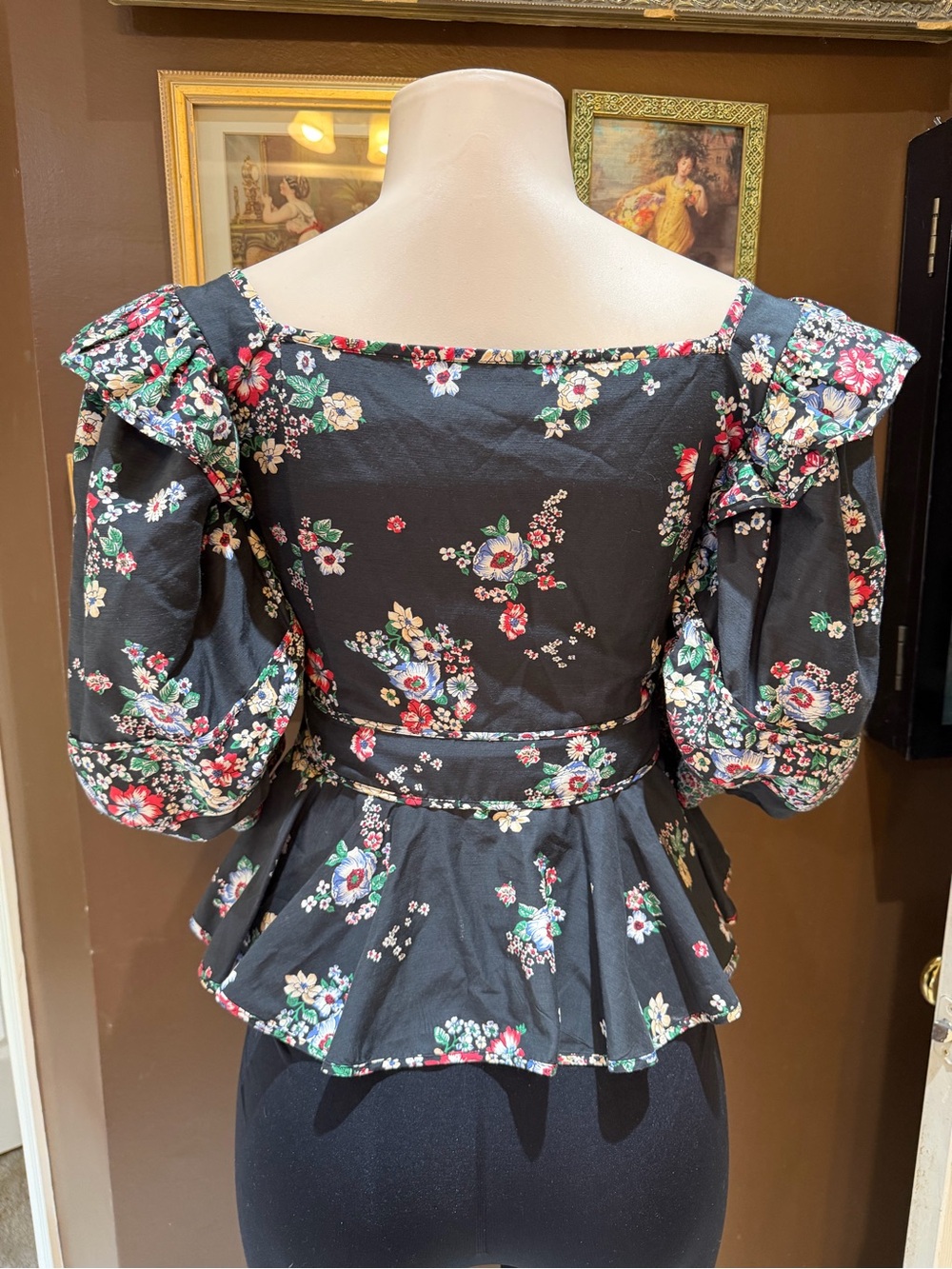 HUNTER BELL Black Floral Puff-Sleeve Peplum Top FLAWED - Picture 4 of 9